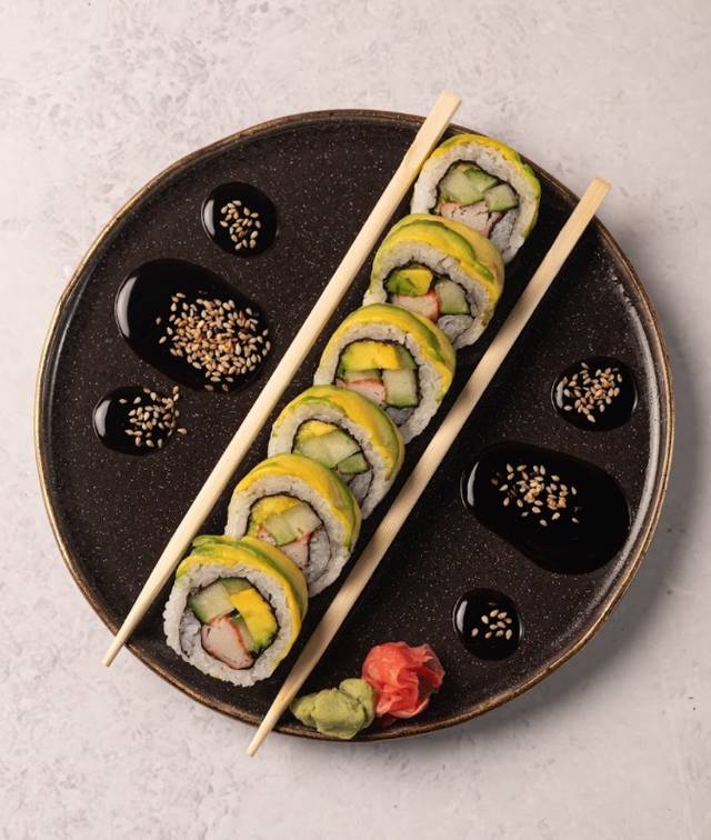 ATÚN ROLL — Medio