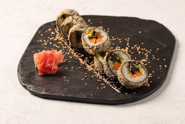 VEGETALES TEMPURA ROLL — Completo