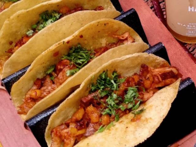 Tacos de pollo (3 tacos)