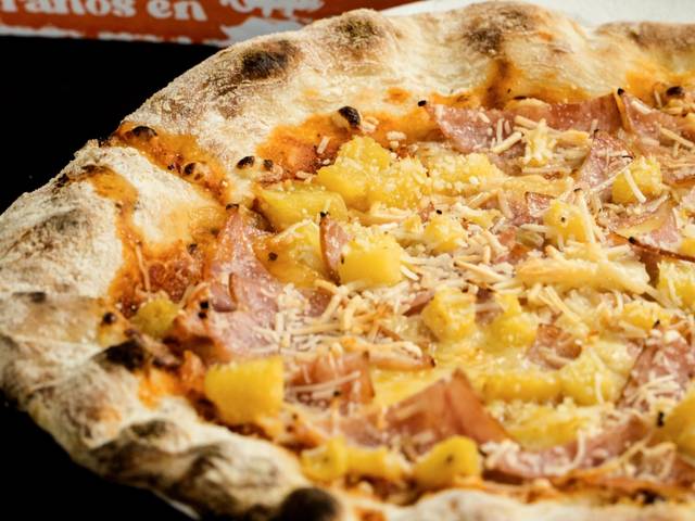 Pizza Aloha Monkey